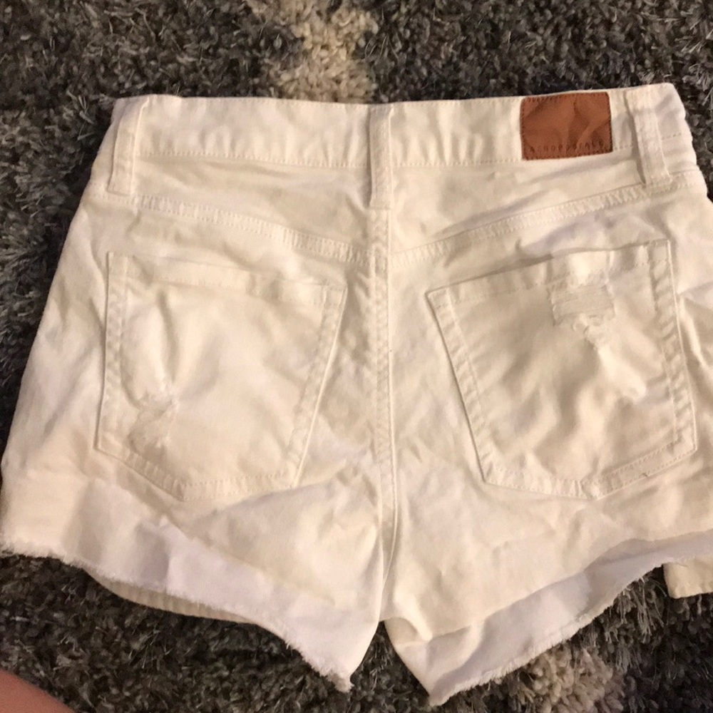 White Aeropostale shorts size 2 - Picture 2 of 4